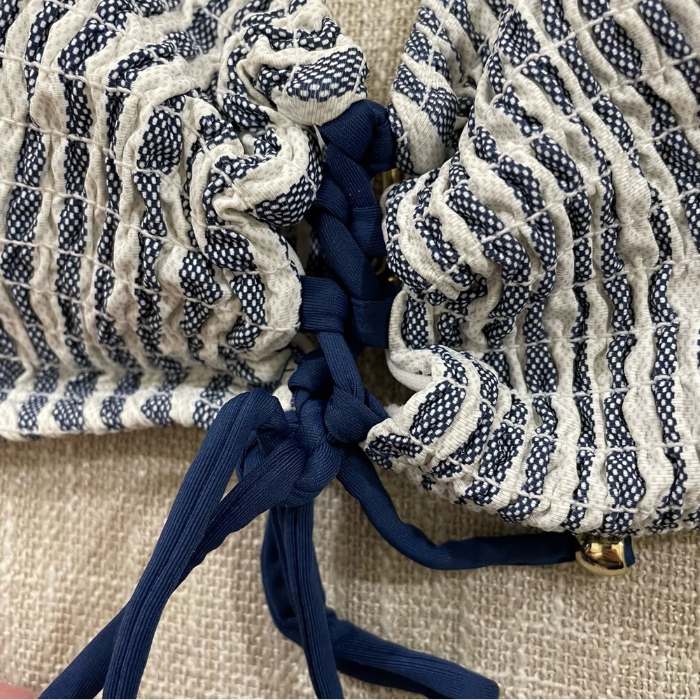 Time and Tru Blue Stripe Bikini Top Size M - Picture 3 of 5